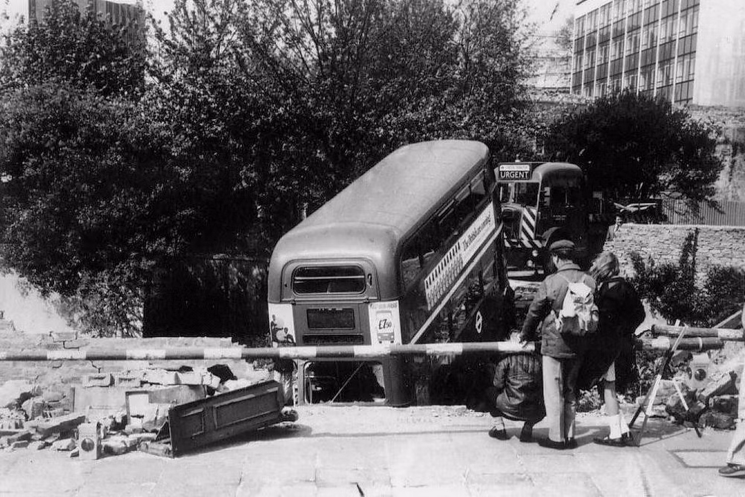 Tower Hill crash